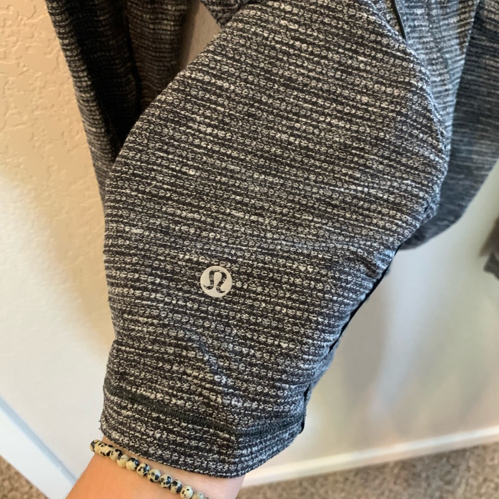 Lululemon Pullover - image 3
